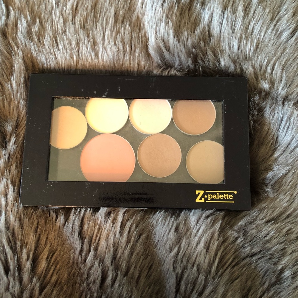 Z pallet with Anastasia contour kit